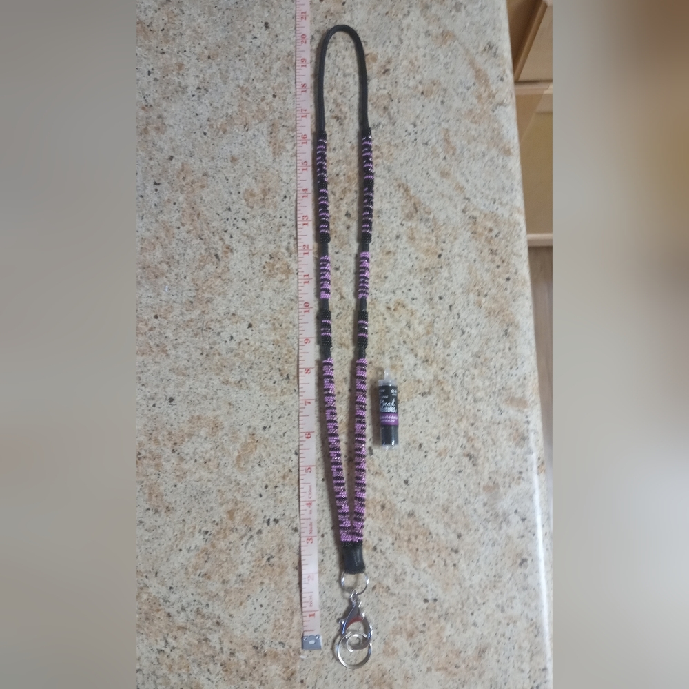 Beaded lanyard keychain